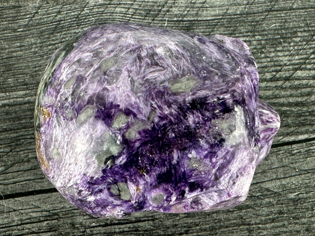Skull (3.40&quot;) Charoite (Large Carved Natural Crystal)