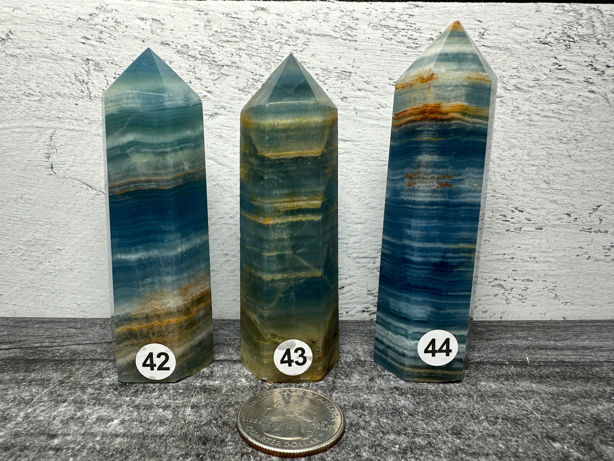 Blue Onyx Tower (Natural Crystal)