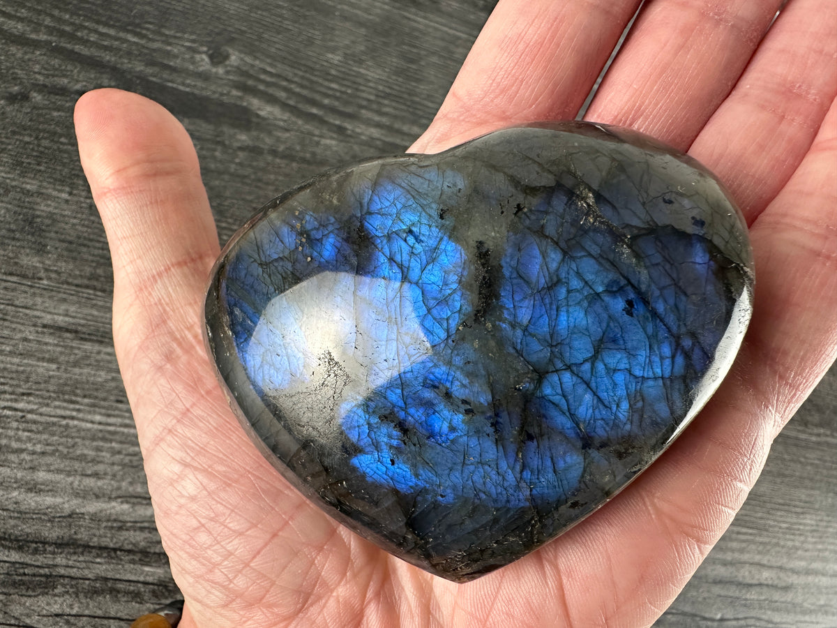 Labradorite Heart 2-3.25&quot; (Natural Crystal)