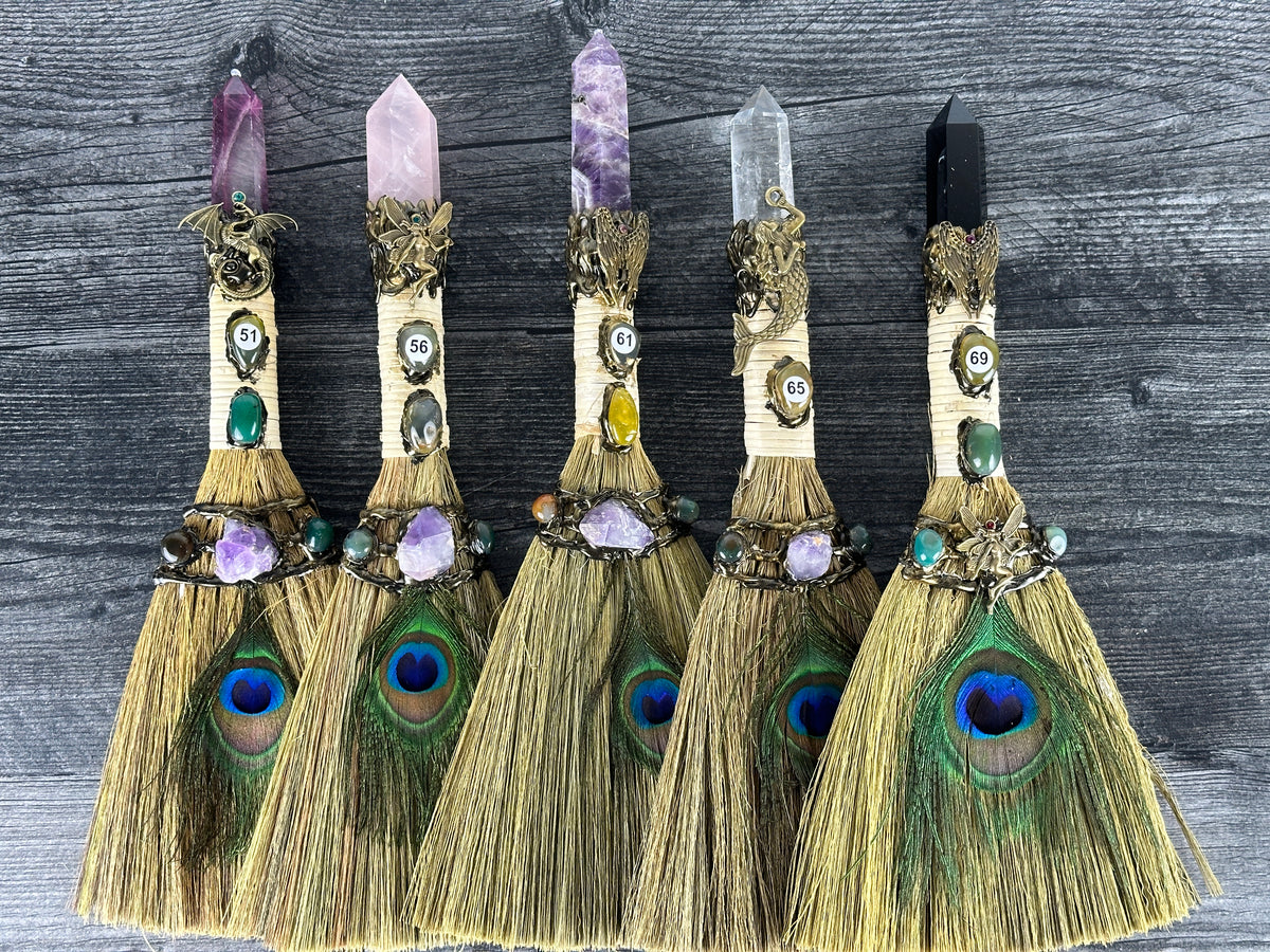 Crystal Magic Broom (14&quot;) Wizard Witch Halloween Wand (Natural Crystal)