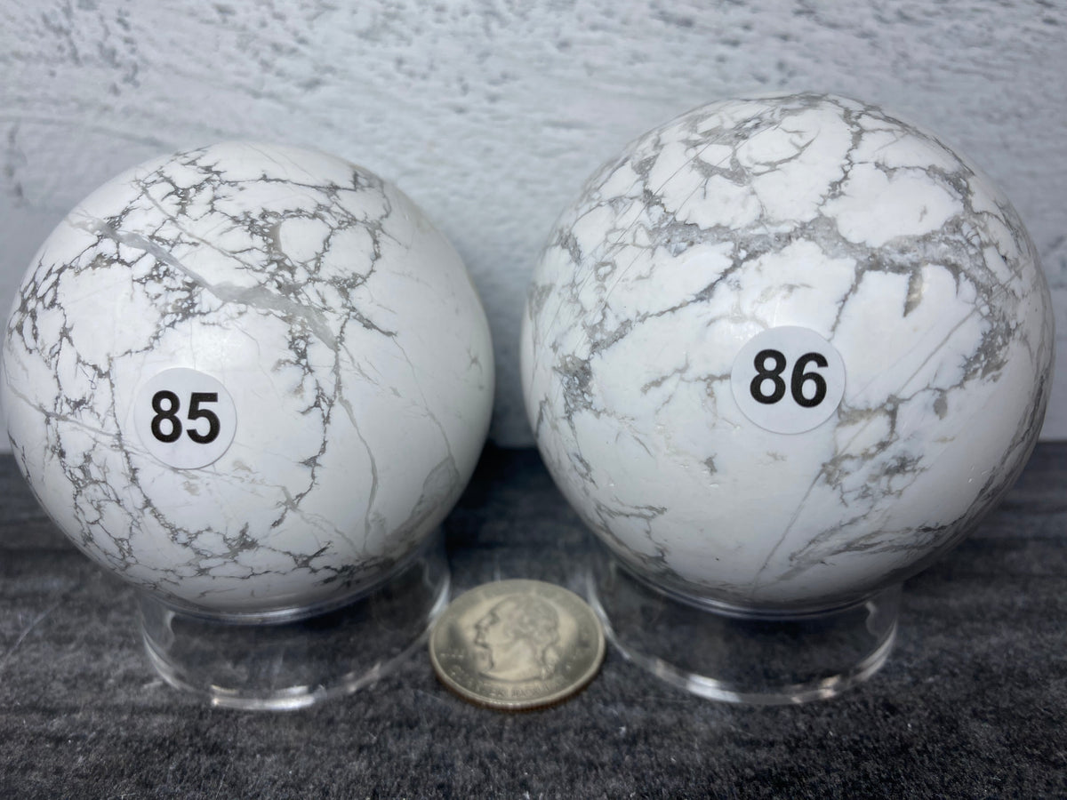 Howlite Sphere (Natural Crystal)